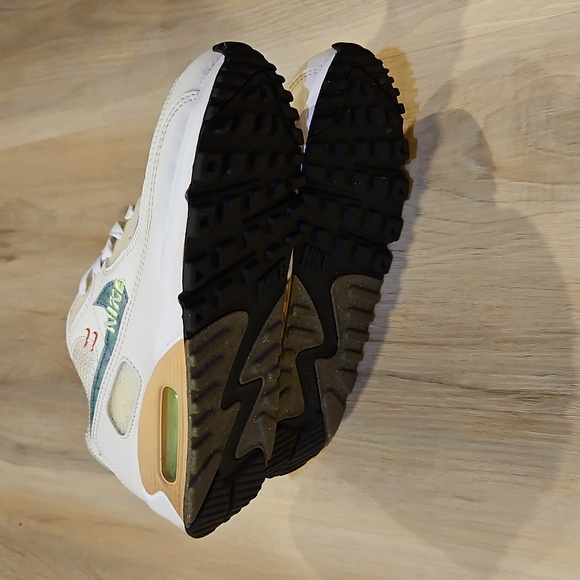 NIKE AIR MAX 90 - Picture 5 of 6